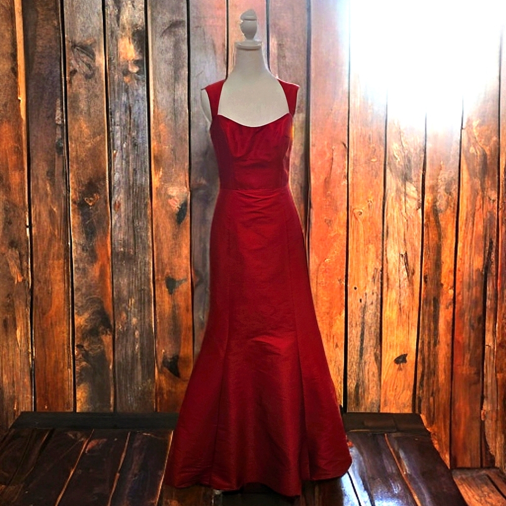 ALVINA VALENTA BRIDEMAIDS FORMAL DRESS